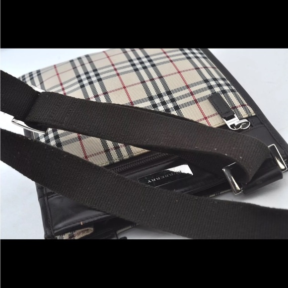 Burberry Nova Check Crossbody - Picture 6 of 15